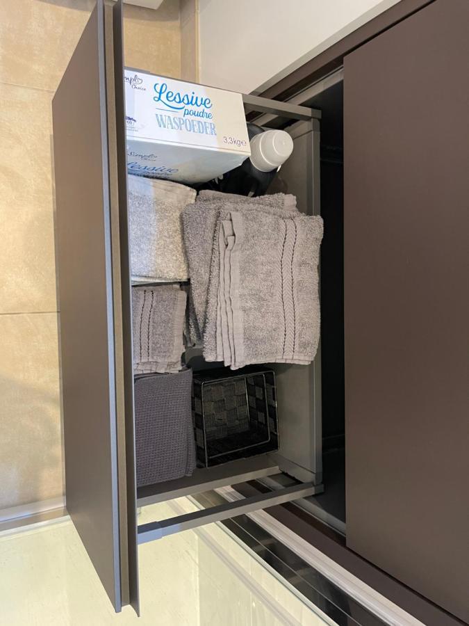 דינאר Bella Cruz 66 M2 Prestations Premium, Wifi, Balcon, Parking Avec Borne De Recharge Electrique, Plage Prieure, Commerces מראה חיצוני תמונה